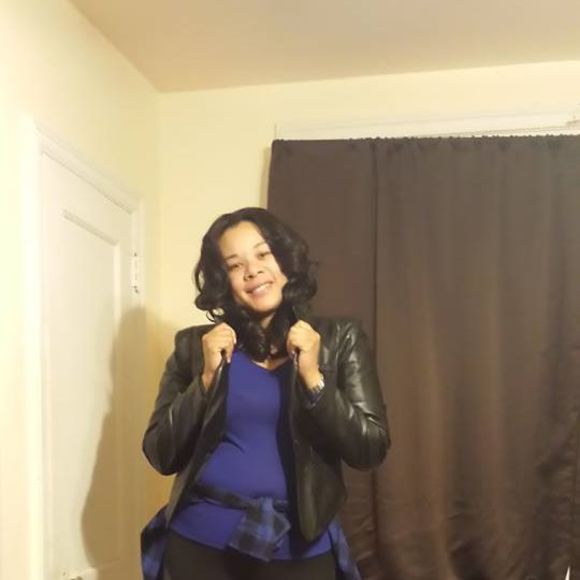 Meet your Posher, Leatynia - Picture 1 of 1